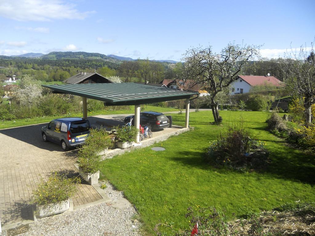 Ferienwohnung Am Bauernhof Strassonig Vulgo Hornis Moosburg Esterno foto